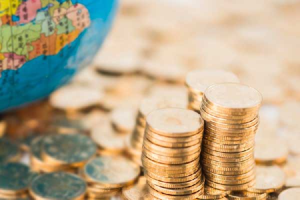 刘铭诚：4.10关税刺激黄金原油暴涨，实时行情解读及多空操作建议
